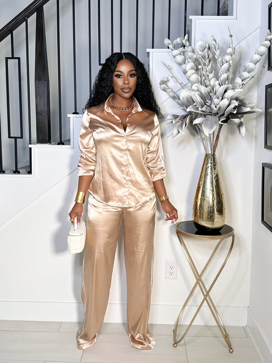 SO SILKY BUTTON DOWN PANTS SET (FRAPPE)