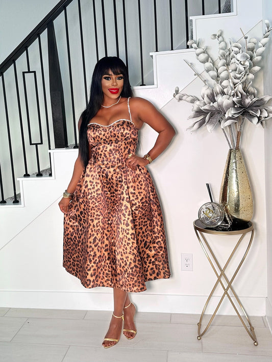 QUEEN TREATMENT LEOPARD PRINT DRESS