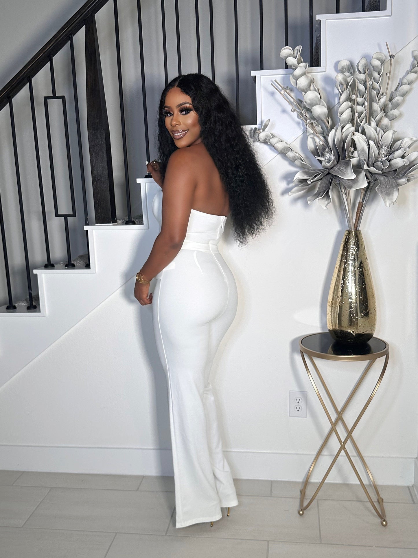 LOVELY FIT STRAPLESS TUBE JUMPSUIT (WHITE)