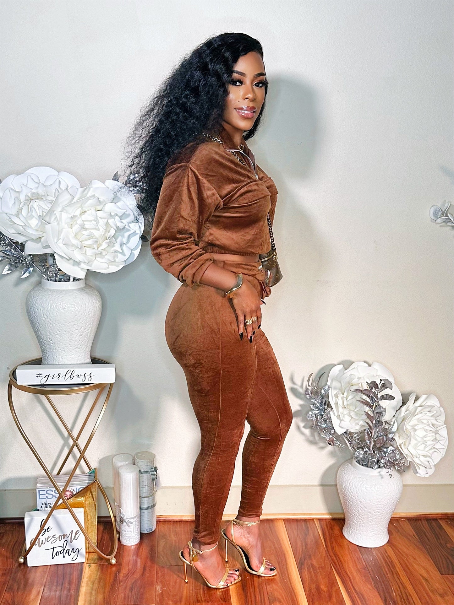 THE FANNY PACK SUEDE PANTS SET (BROWN)
