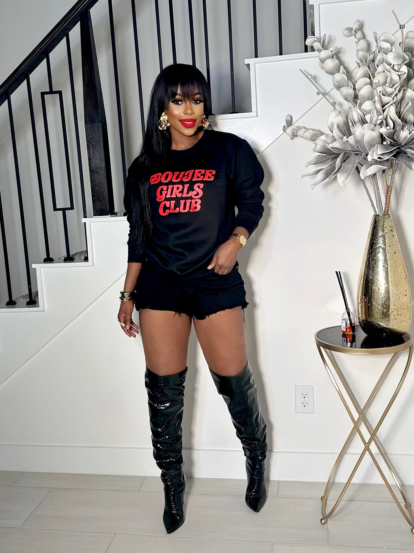 BOUJEE GIRLS CLUB GRAPHIC SWEATSHIRT