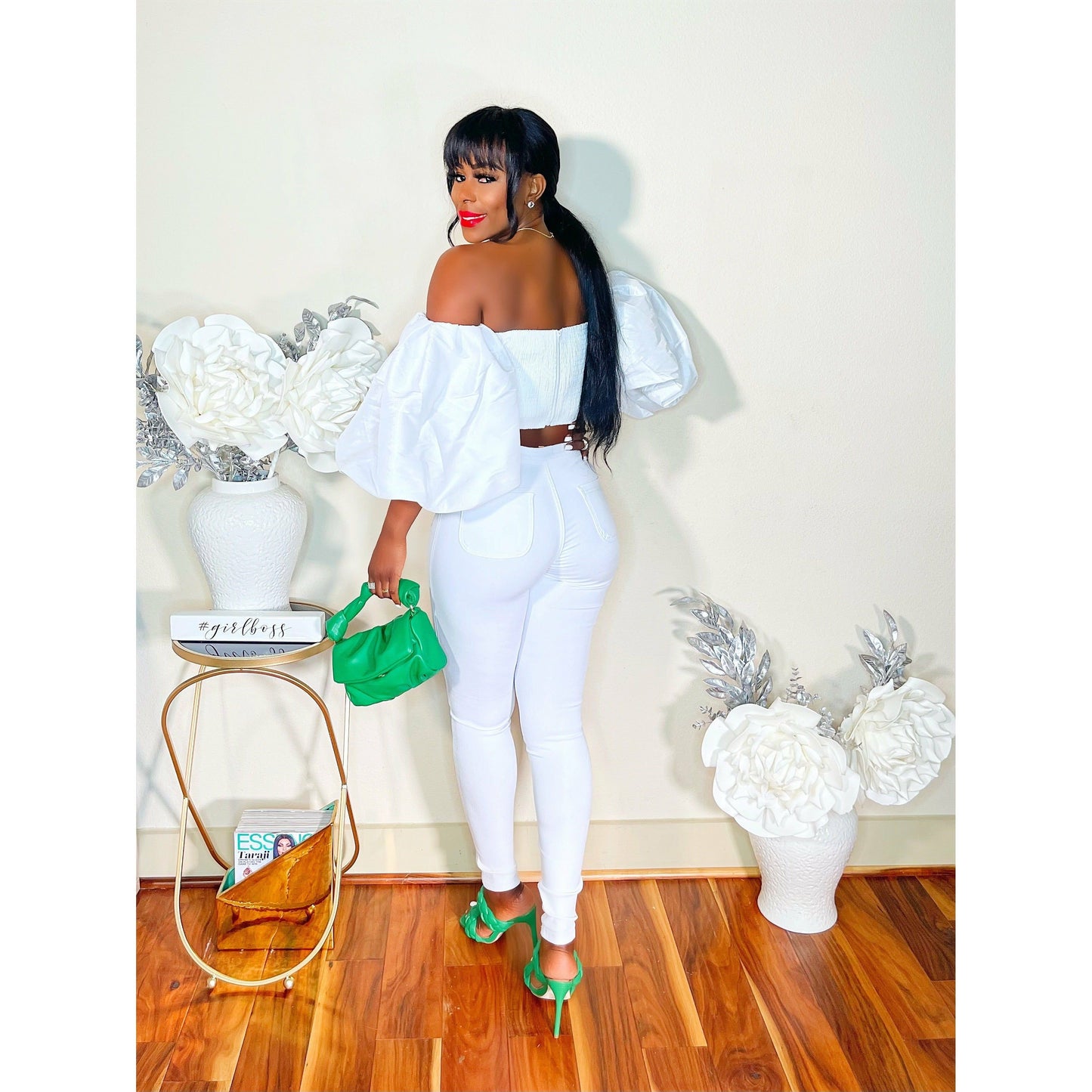 LOVE AT FIRST SIGHT LANTERN SLEEVES CROP TOP (WHITE)