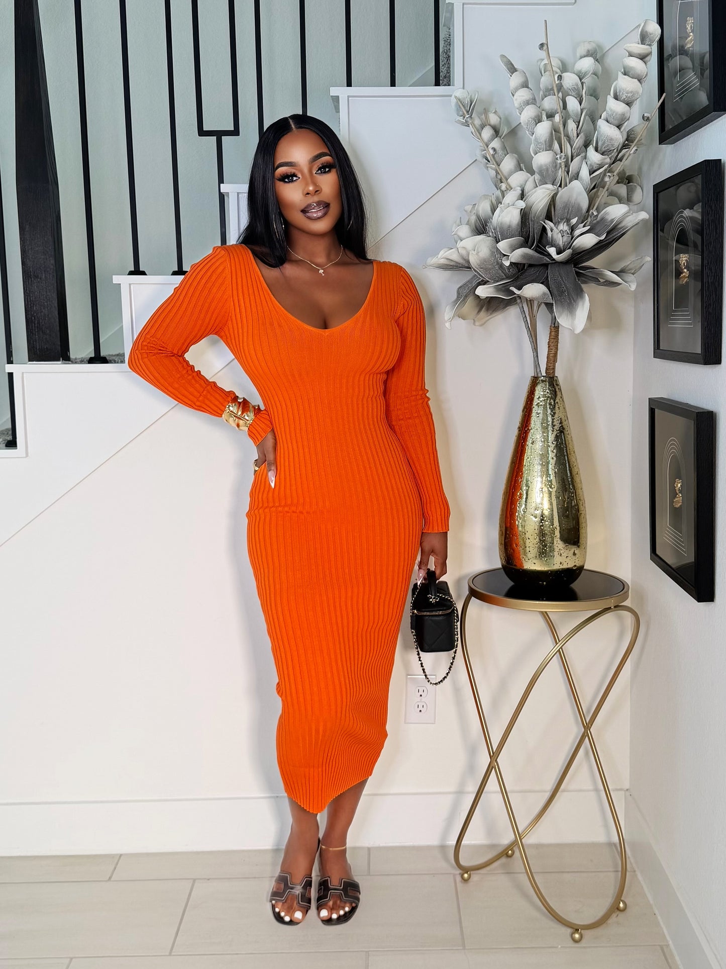 HUG ME LONG SLEEVES MAXI DRESS (RUST ORANGE)