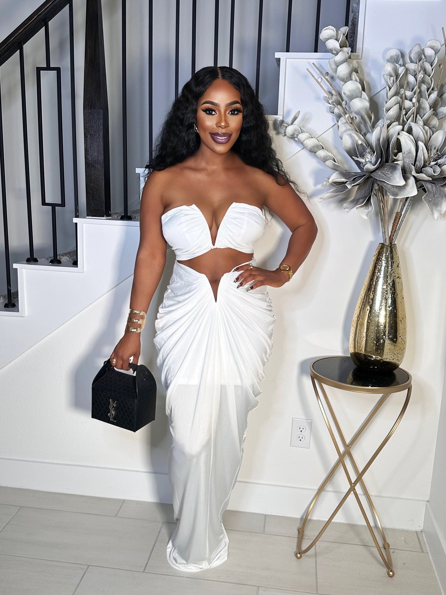 WHITE PARTY VIBE SKIRT SET