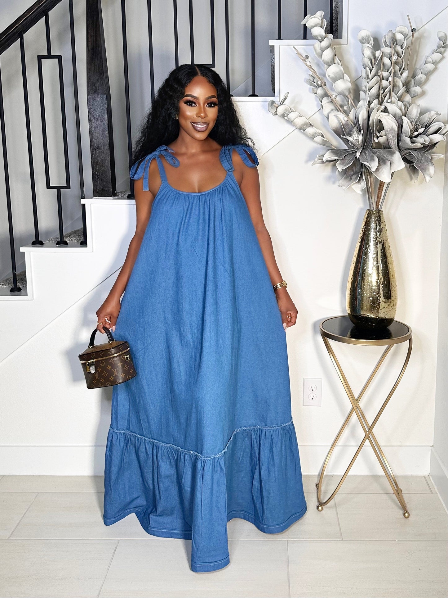 MAXI FLERTY DENIM DRESS (RESTOCK) LARGE MAXI FLERTY DENIM DRESS (RESTOCK) LARGE