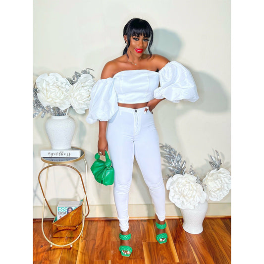 LOVE AT FIRST SIGHT LANTERN SLEEVES CROP TOP (WHITE)